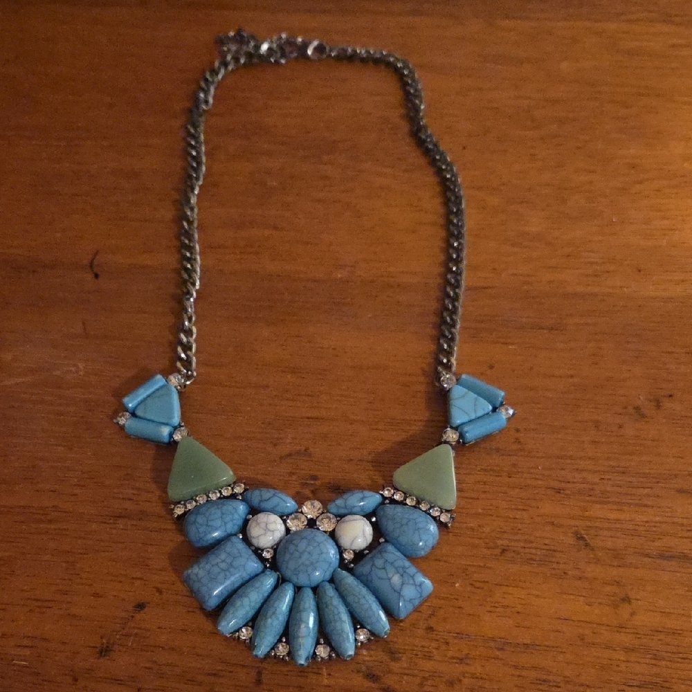 Elegant Blue and Silver Necklace